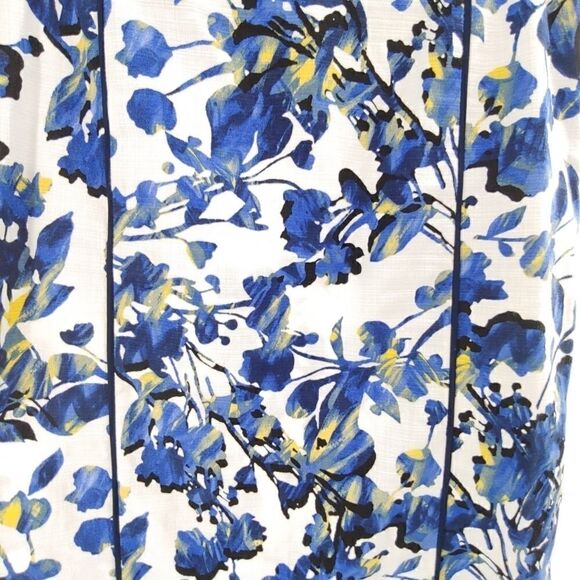 Striking floral pencil skirt size 10 - Picture 2 of 7